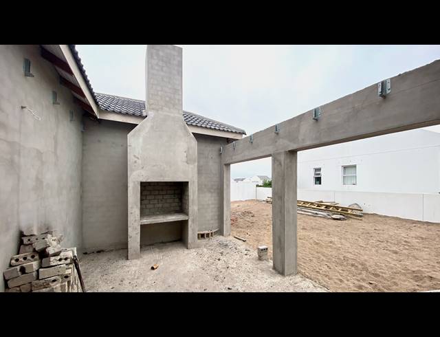 3 BEDROOM HOUSE FOR SALE IN ATLANTIC SANDS PRIVATE ESTATE